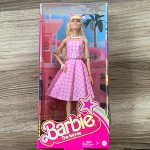 Barbie the Movie Collectible Doll Margot Robbie In Pink Gingham Dress MattelNew